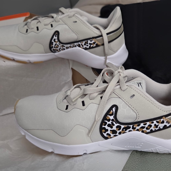 Nike Women's Cream Leopard Sneakers - Picture 1 of 10